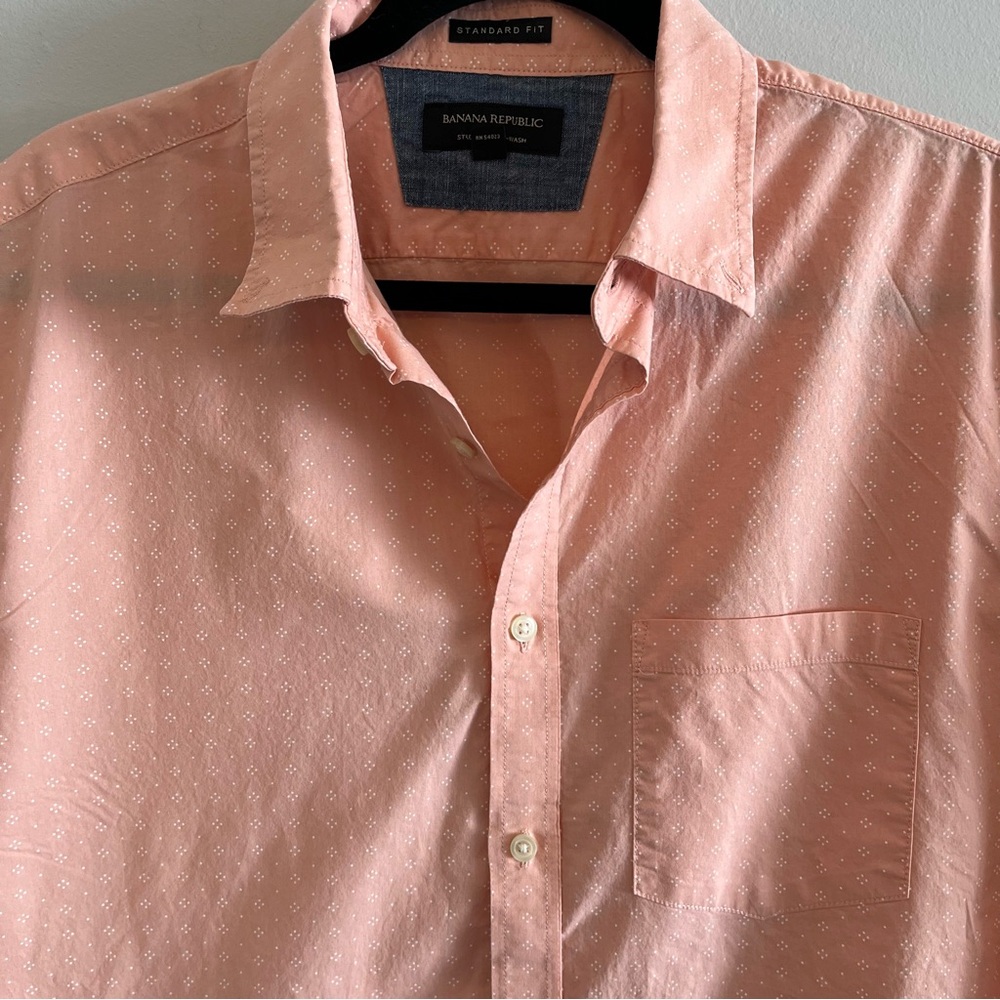 Banana Republic Men's Standard Fit Coral Button Down Shirt Preppy Size XL - Picture 3 of 7